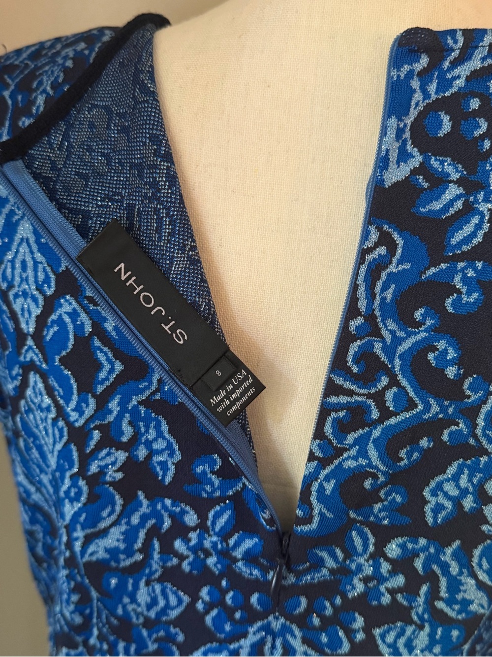 St John | Blue Jacquard Metallic Knit Sheath Dress | Size 8 - Picture 4 of 15